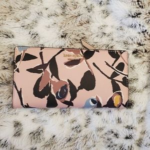 NWT Kate Spade large slim bifold wallet